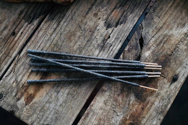 Benzoin Incense Sticks – Sacred Grounding & Divine Comfort - Velora Ritual