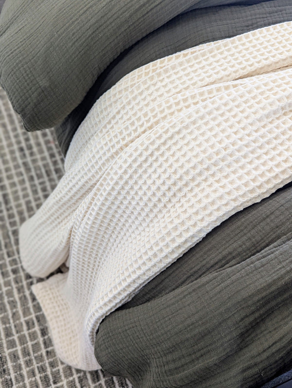 Organic Luxury Turkish Cotton Waffle-Weave Blanket