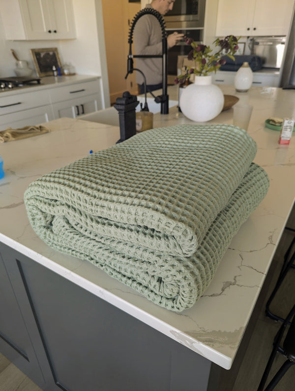 Organic Luxury Turkish Cotton Waffle-Weave Blanket