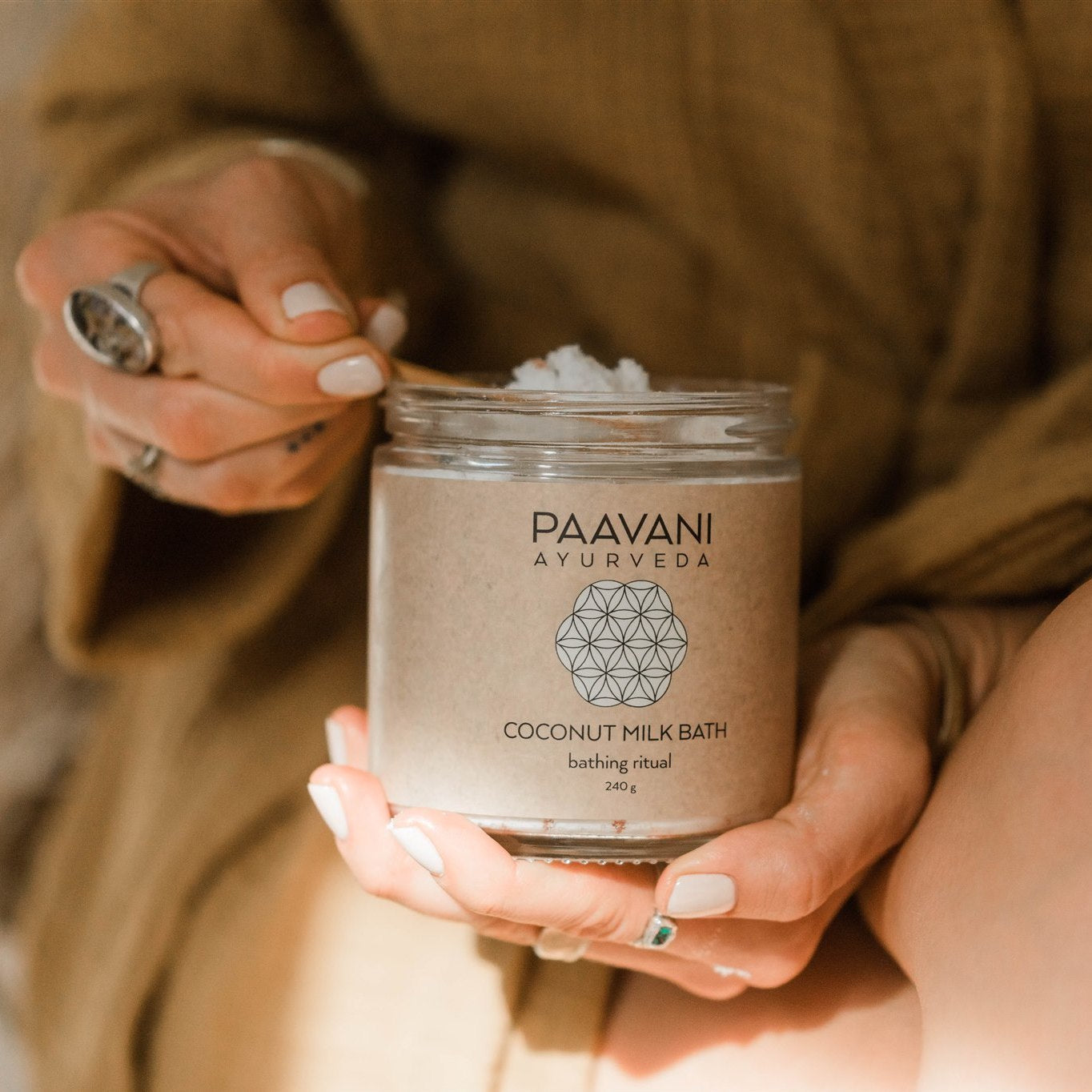 Coconut Milk Bath - Ayurvedic Herbal Soaking Ritual for Skin & Spirit