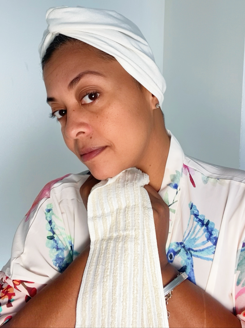 Magic Exfoliating Face Towel - 100% RAW Silk